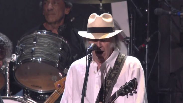 Neil Young reprend 'I Saw Her Standing There' pour Paul McCartney | Vidéos I Love Classic Rock