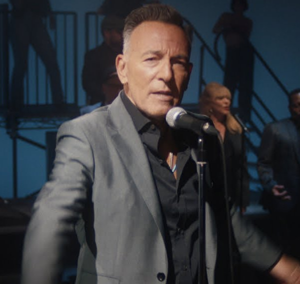 Bruce Springsteen reprend « Nightshift » des Commodores