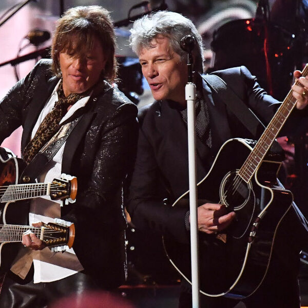 Richie Sambora fait allusion à une réunion de Bon Jovi à Glastonbury.