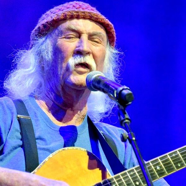 David Crosby présente une nouvelle version live de « Guinnevere ».