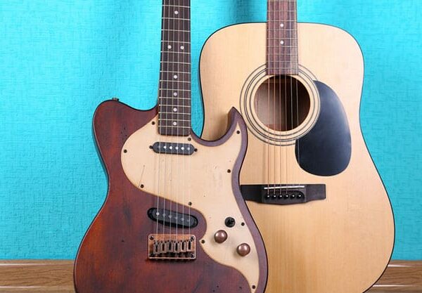 Guitare électrique et guitare acoustique : Guide comparatif 2022