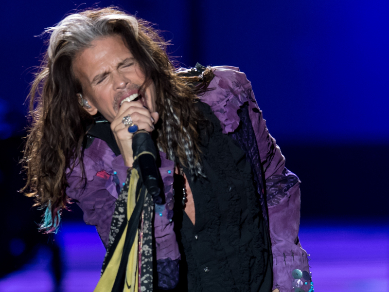 Aerosmith annule son concert, Steven Tyler n’est pas en mesure de le faire.