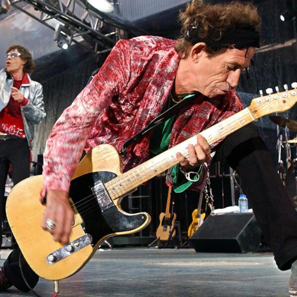 Keith Richards a qualifié ce guitariste de « Totalement unique, Totalement génial ».