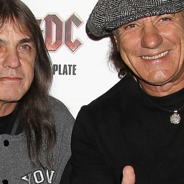 Brian Johnson, le chanteur d’AC/DC, s’exprime sur la mort de Malcolm Young.