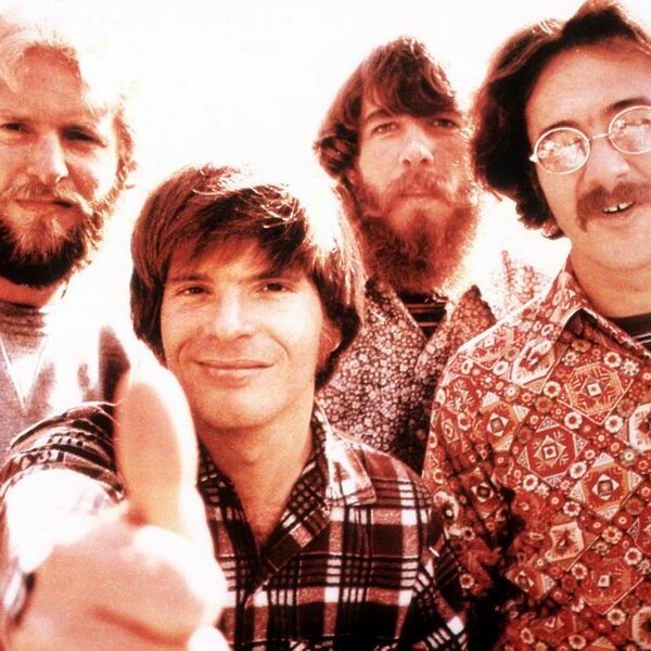 Flashback : Creedence Clearwater Revival sort  » Bayou Country « .