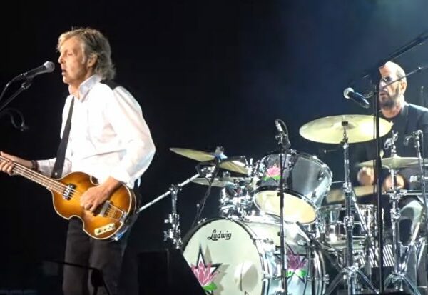 Paul McCartney et Ringo Starr se retrouvent pour reprendre « Grow Old With Me » de John Lennon