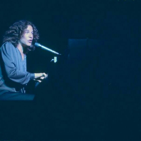 Joyeux anniversaire, Carole King ! !!