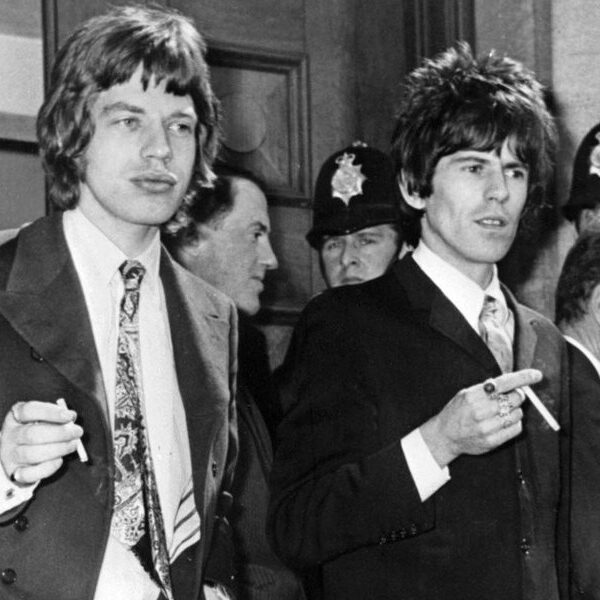 Flashback : Mick et Keith se font prendre pour de la drogue