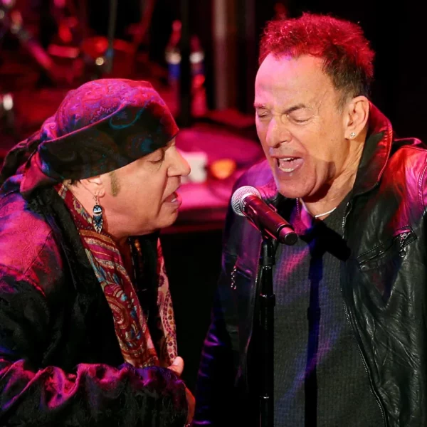 Stevie Van Zandt soutient Bruce Springsteen après une critique de son spectacle en direct