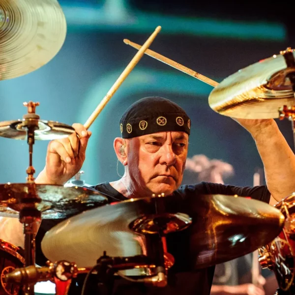 Le batteur dont Neil Peart a dit qu’il était négligé lorsqu’il jouait
