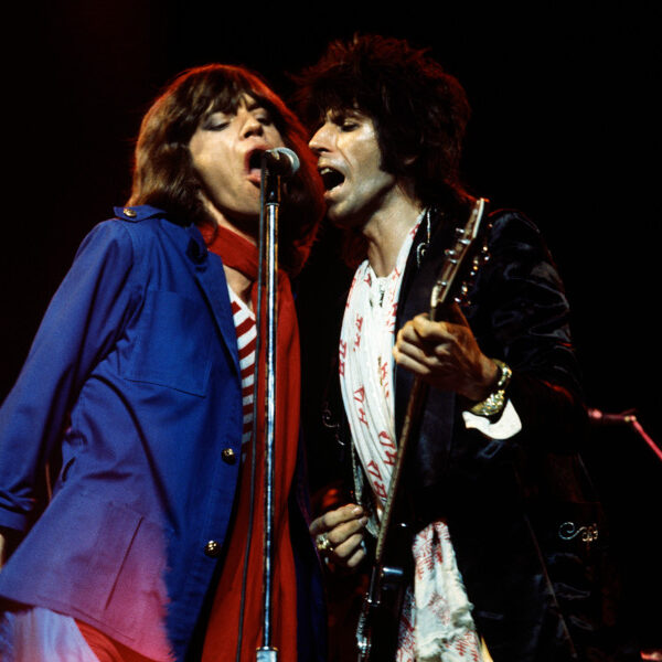 Flashback : Le titre « Black And Blue » des Rolling Stones est numéro un