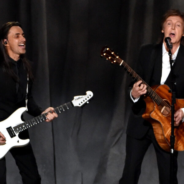 Nuno Bettencourt se souvient d’une brève séance d’écriture avec Paul McCartney