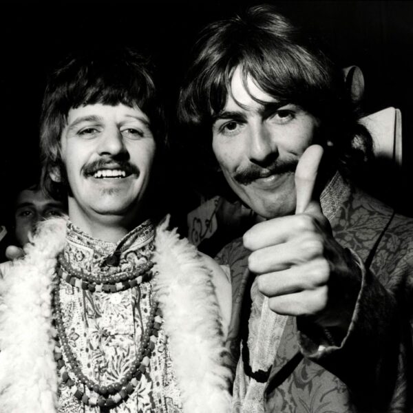 La chanson n°1 des Beatles enregistrée sans George et Ringo