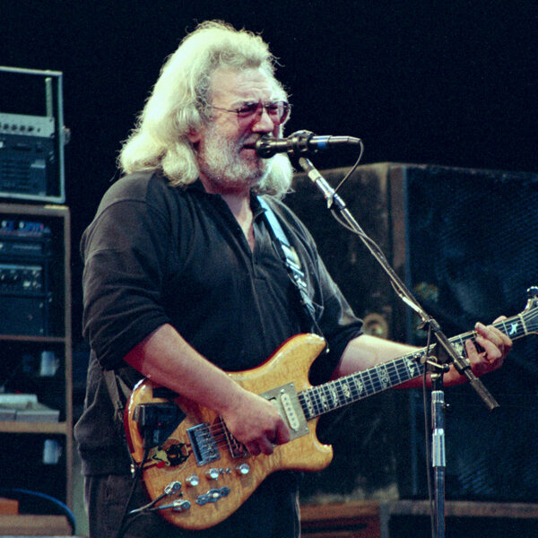 Grateful Dead sort une édition anniversaire de  » Wake Of The Flood « .