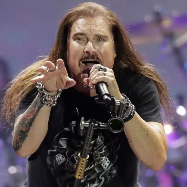 James LaBrie partage les chansons de Dream Theater qu’il ne peut plus chanter