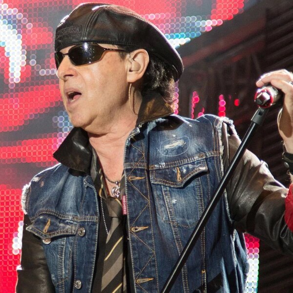 Klaus Meine dit qu’il a suggéré aux Scorpions de trouver un nouveau chanteur