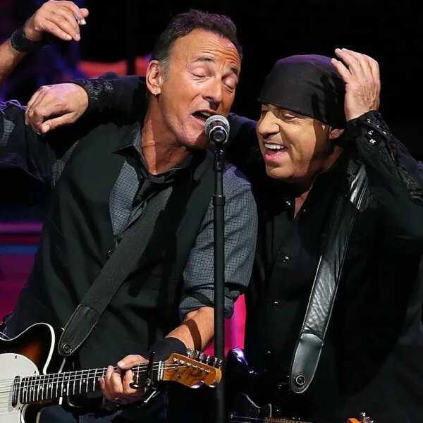 Bruce Springsteen a failli avoir une crise de panique après la révélation de Steven Van Zandt