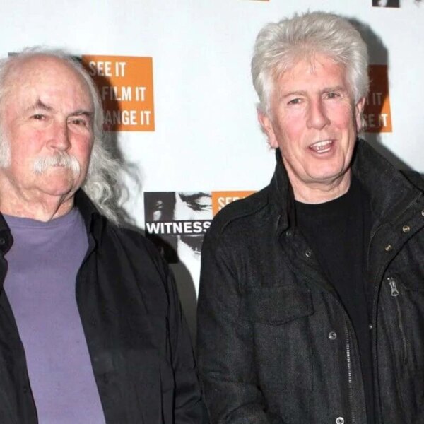 Graham Nash parle du côté sombre de David Crosby