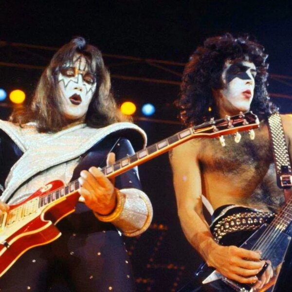 Ace Frehley envoie un message à Paul Stanley : essaierait-il de se réconcilier maintenant ?