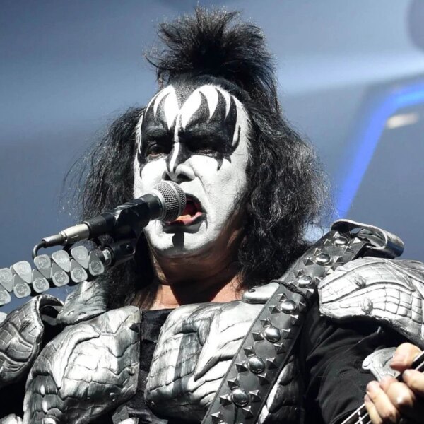 Gene Simmons annonce son premier spectacle après les adieux de KISS