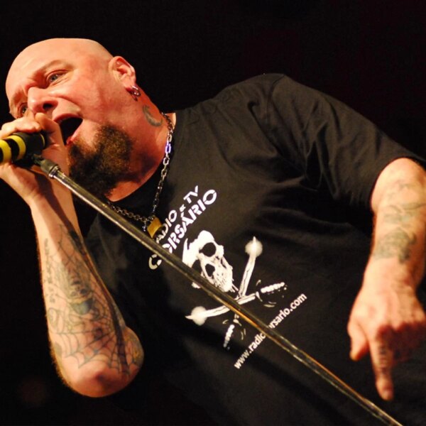 Paul Di’Anno vient de réaliser « l’accident de voiture de heavy metal le plus lent du monde » selon les critiques