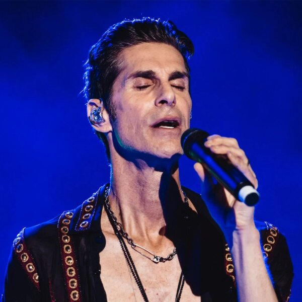 Perry Farrell décide de se taire après l’arrestation de chanteurs de rock