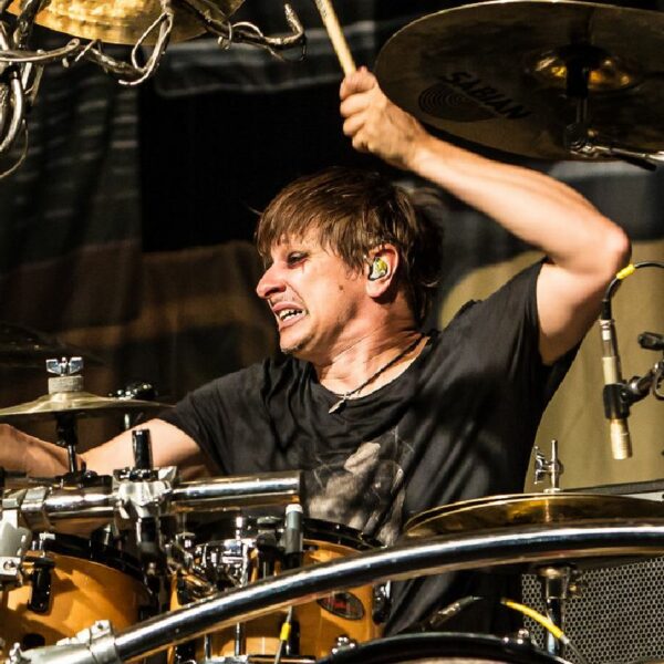 Ray Luzier partage une chose qu’il aime chez Korn